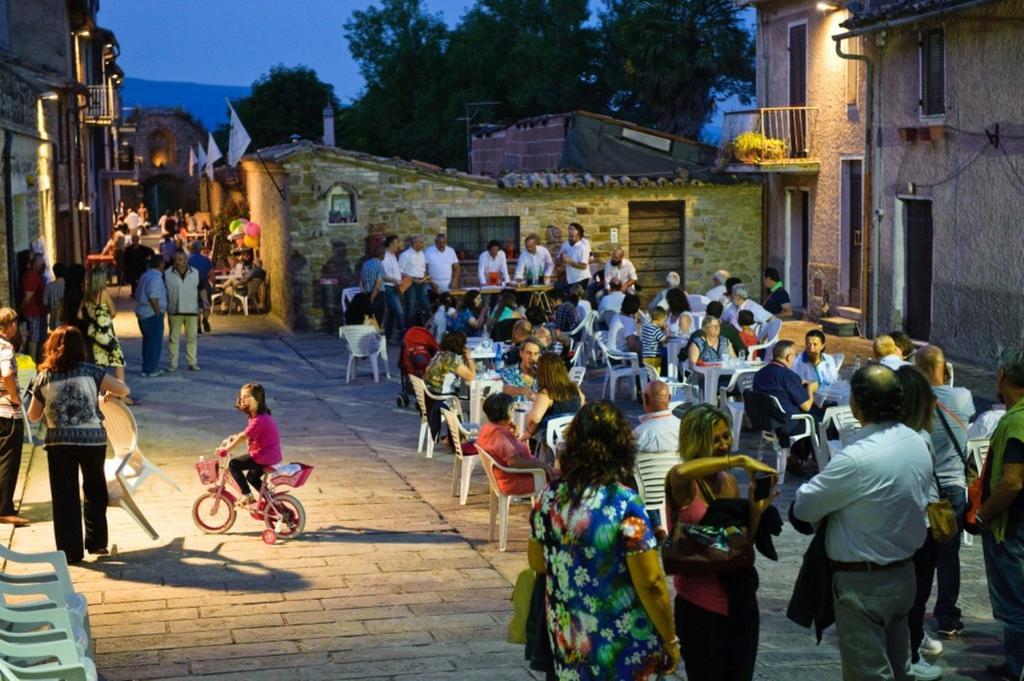 Umbria Nel Cuore Cannara Buitenkant foto